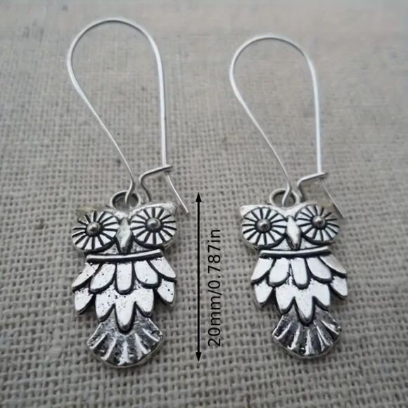 Silver Owl Drop Earrings Vintage Style Dangle Pendant Lightweight Casual New - Picture 3 of 4